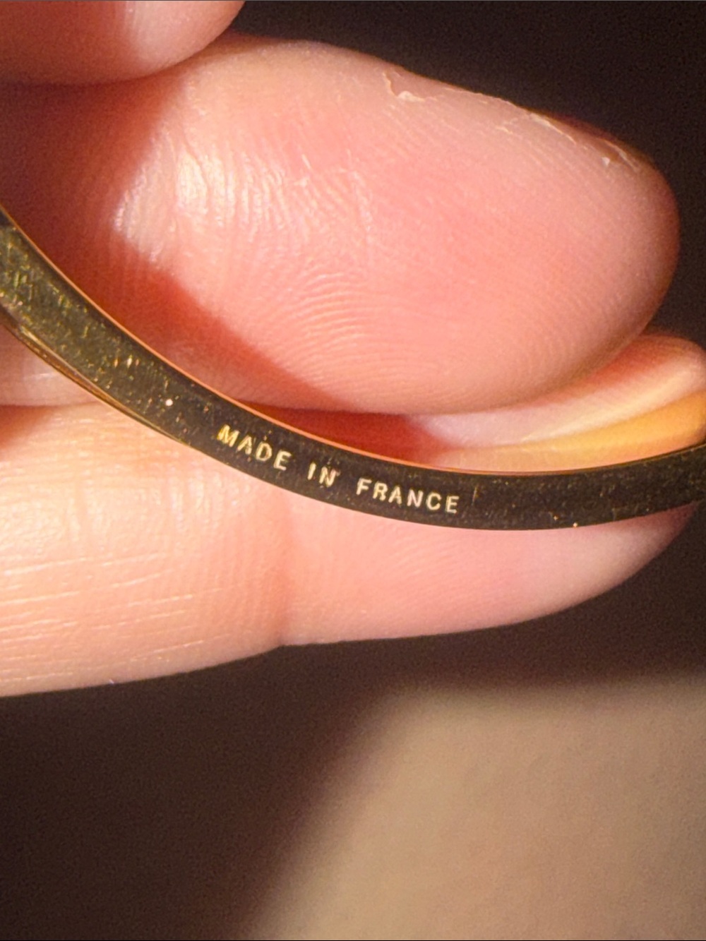 Hermes Preloved bangle with dangling lock on excellent condition color black . - Picture 7 of 12